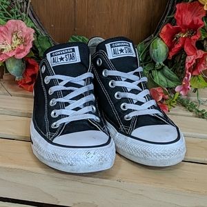 Black Converse low top